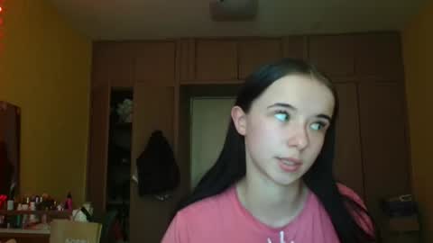 Snapshot of yuliastar chatting on May 19, 12:33 pm Yuliia online show from May 19, 12:33 pm