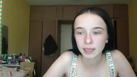 Snapshot of yuliastar chatting on May 26, 12:23 pm Yuliia online show from May 26, 12:23 pm