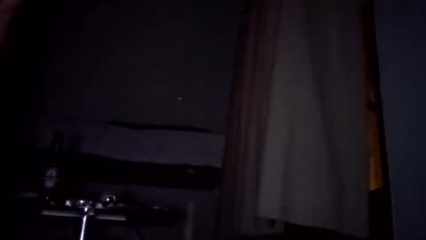 Snapshot of yuliboobs chatting on January 27, 1:37 am yuliboobs online show from January 27, 1:37 am