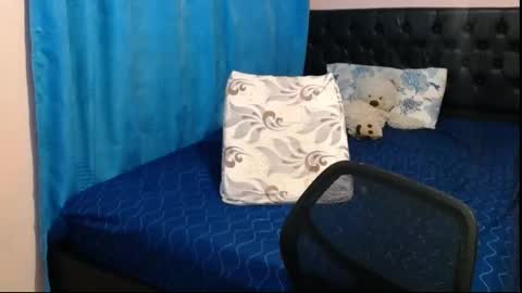 Snapshot of yulico chatting on February 6, 3:20 pm emmy online show from February 6, 3:20 pm