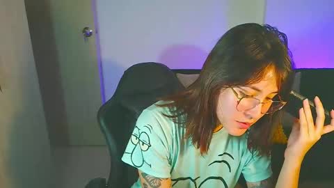 Yulienne online show from February 13, 1:45 am