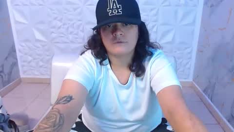 Snowflake online show from March 28, 1:16 am