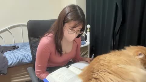 Snapshot of yumechangirl chatting on February 28, 3:04 am YumechangirlAnime Fan online show from February 28, 3:04 am