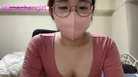 Snapshot of yumechangirl chatting on October 9, 3:04 am YumechangirlAnime Fan online show from October 9, 3:04 am