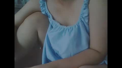 Snapshot of yumi123_ chatting on October 17, 11:51 pm yumi123_ online show from October 17, 11:51 pm