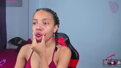 yumi_hanna online show from March 28, 2:33 am