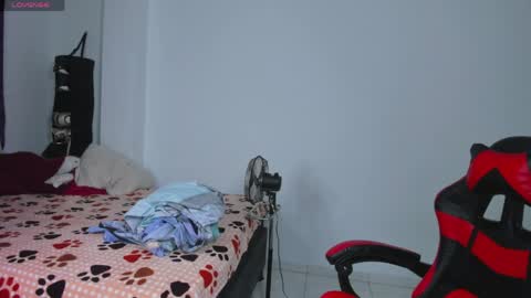 yumi_hanna online show from April 8, 2:11 am