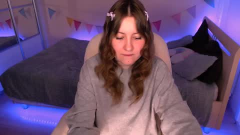 YummyPolly online show from January 26, 11:39 pm