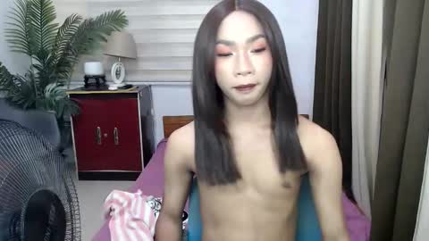 Snapshot of yummysexy_princess chatting on December 22, 2:25 pm ashley online show from December 22, 2:25 pm