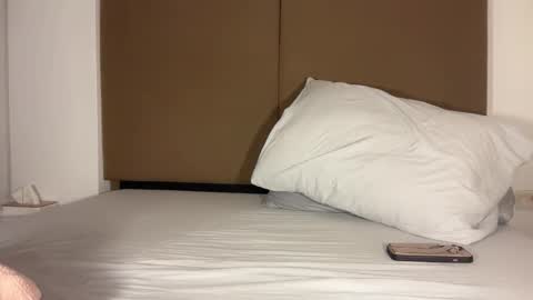 Snapshot of yuna_22 chatting on October 22, 11:43 am Luna online show from October 22, 11:43 am