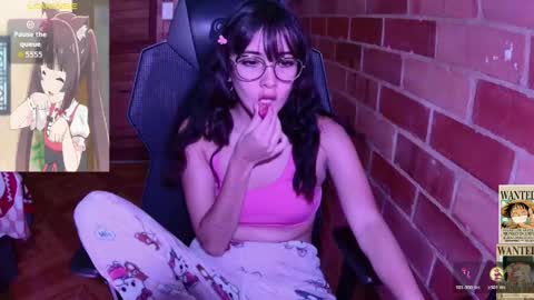Snapshot of yuna_pink666 chatting on May 6, 2:40 am yuna_pink666 online show from May 6, 2:40 am