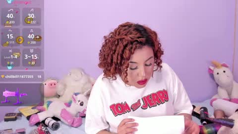 yunahott_ online show from December 6, 6:15 am