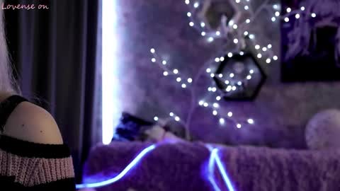 Yuna online show from April 7, 9:26 pm