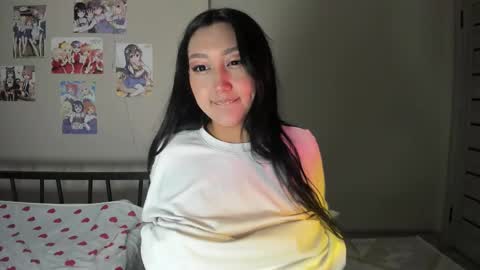 Yumi online show from February 8, 12:19 pm