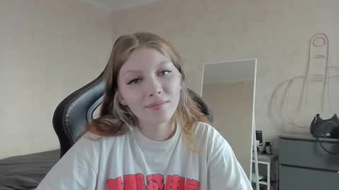 Snapshot of yunarosee chatting on September 13, 12:16 pm yunarosee online show from September 13, 12:16 pm