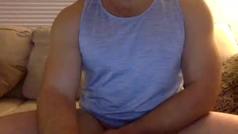 yung3587 online show from November 8, 10:59 am