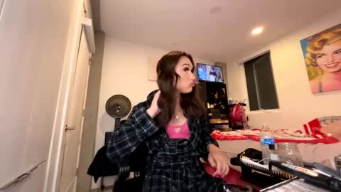 BbyTSSLut online show from April 12, 3:00 am