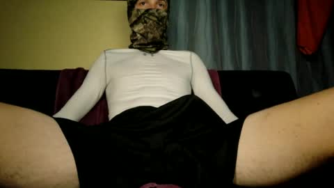 Snapshot of yungnhung_420 chatting on July 2, 6:19 am yungnhung_420 online show from July 2, 6:19 am