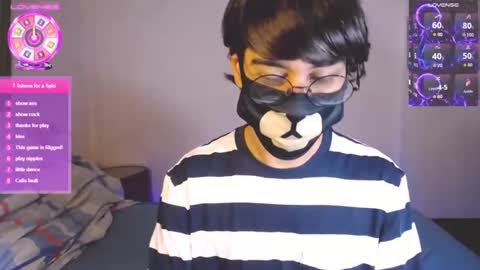 Snapshot of yuniorb chatting on November 16, 3:34 am the puppy boy online show from November 16, 3:34 am