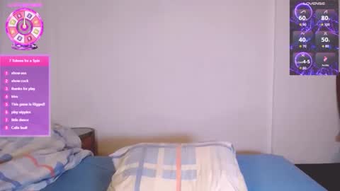 Snapshot of yuniorb chatting on November 22, 3:49 am the puppy boy online show from November 22, 3:49 am