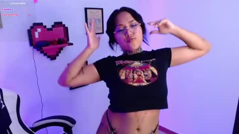 Angelly online show from July 26, 5:04 am