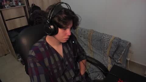 Snapshot of yurii_moody chatting on November 27, 7:27 pm yurii_moody online show from November 27, 7:27 pm