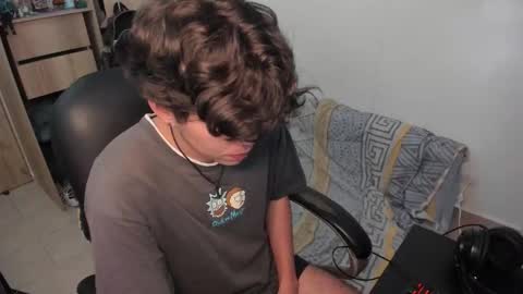 Snapshot of yurii_moody chatting on November 28, 5:04 pm yurii_moody online show from November 28, 5:04 pm