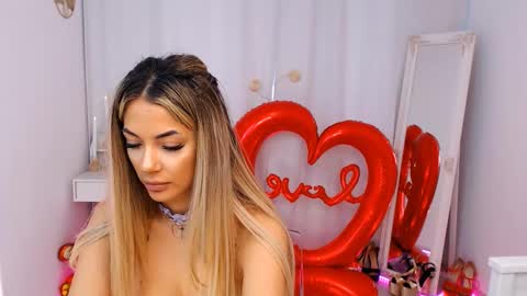 Snapshot of yuukenzi chatting on February 12, 9:10 am Maria online show from February 12, 9:10 am