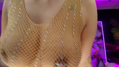 Snapshot of yuukenzi chatting on March 3, 7:03 am Maria online show from March 3, 7:03 am