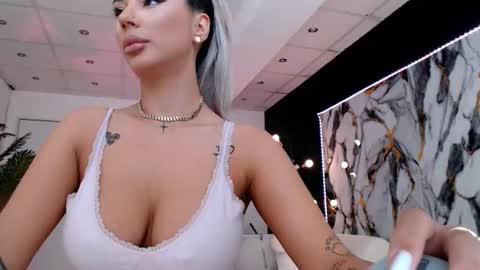 Snapshot of yuukenzi chatting on July 17, 7:15 am Maria online show from July 17, 7:15 am
