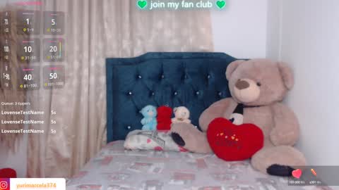 Snapshot of yuziidreams chatting on January 21, 1:08 am yuzii Im new to these pages so I hope you guys are kind to me. online show from January 21, 1:08 am