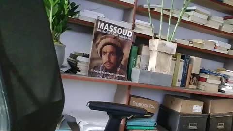 Snapshot of yvanbonar181018 chatting on September 15, 9:31 am yvanbonar181018 online show from September 15, 9:31 am