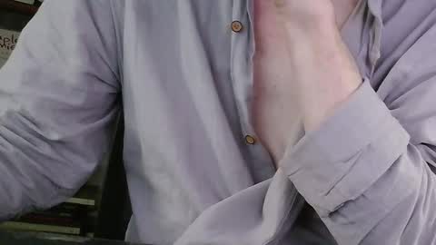 Snapshot of yvanbonar181018 chatting on September 18, 7:10 am yvanbonar181018 online show from September 18, 7:10 am