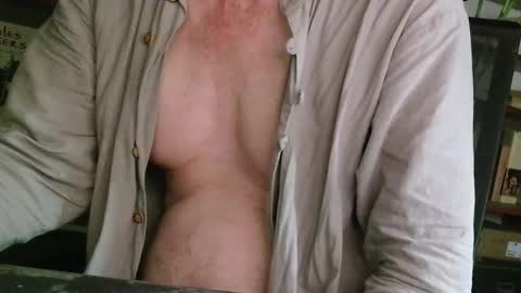 Snapshot of yvanbonar181018 chatting on September 21, 4:47 am yvanbonar181018 online show from September 21, 4:47 am