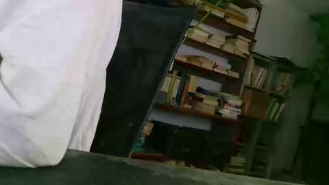 Snapshot of yvanbonar181018 chatting on September 30, 7:13 am yvanbonar181018 online show from September 30, 7:13 am