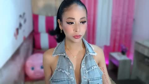 Snapshot of yvannasilva18 chatting on June 4, 10:43 am jai online show from June 4, 10:43 am