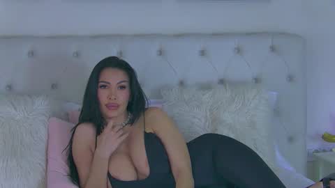 Laura online show from April 21, 5:58 am