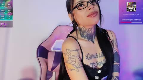 tazzie online show from September 30, 5:01 am