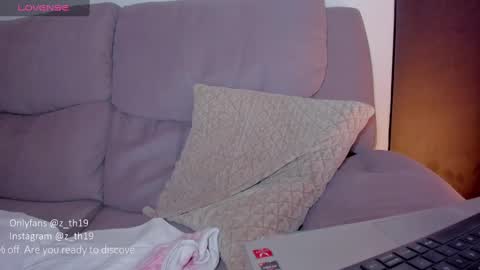 Snapshot of z_th19 chatting on March 2, 9:42 am Celeste online show from March 2, 9:42 am