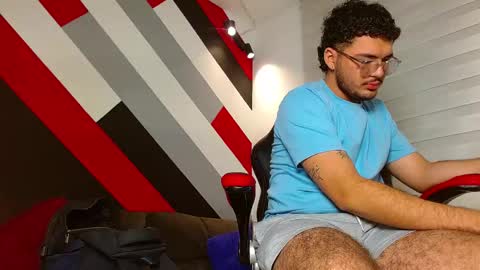 Zack  online show from April 14, 11:49 am