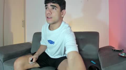 zac online show from September 14, 8:57 am