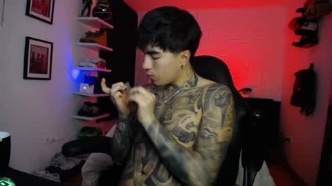 zac_muller1 online show from March 6, 4:09 am