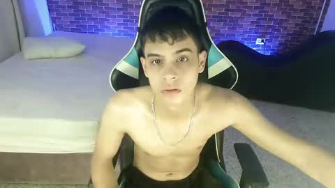 ZACARIAS online show from September 25, 3:54 am