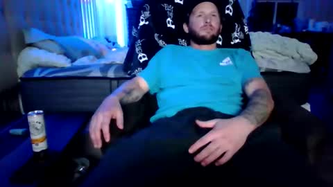 Snapshot of zach1290727 chatting on November 16, 12:16 am zach1290727 online show from November 16, 12:16 am