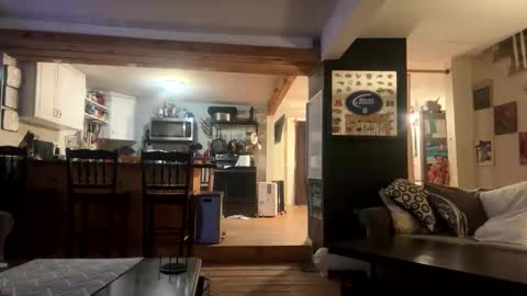 zach42104 online show from February 19, 7:48 am