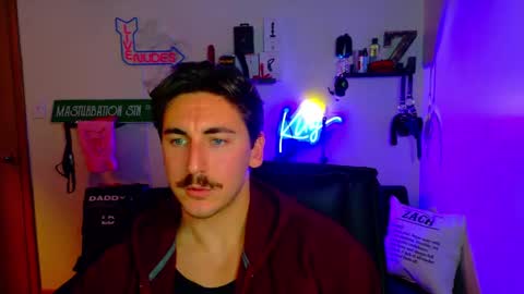 Zach Rhyder online show from November 7, 1:49 am