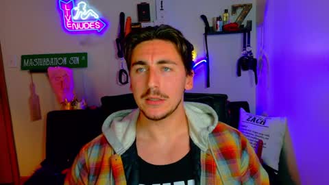 Zach Rhyder online show from May 11, 2:28 am