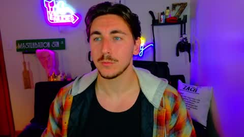 Zach Rhyder online show from May 14, 2:18 am
