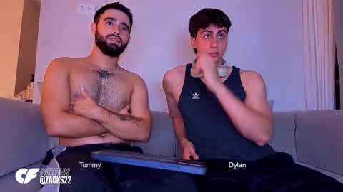 zack_sullivan22 online show from April 15, 11:38 pm