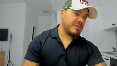 Snapshot of zackconnorsx chatting on September 14, 9:36 pm Zack online show from September 14, 9:36 pm